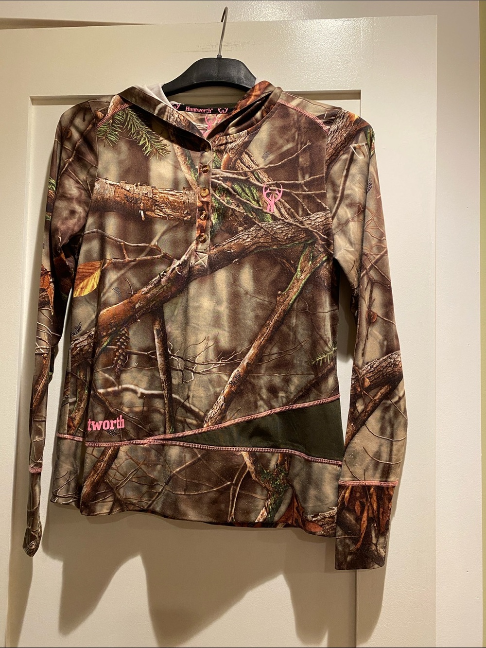 Girls' Realtree-Inspired Camo Hoodie with Pink Trim